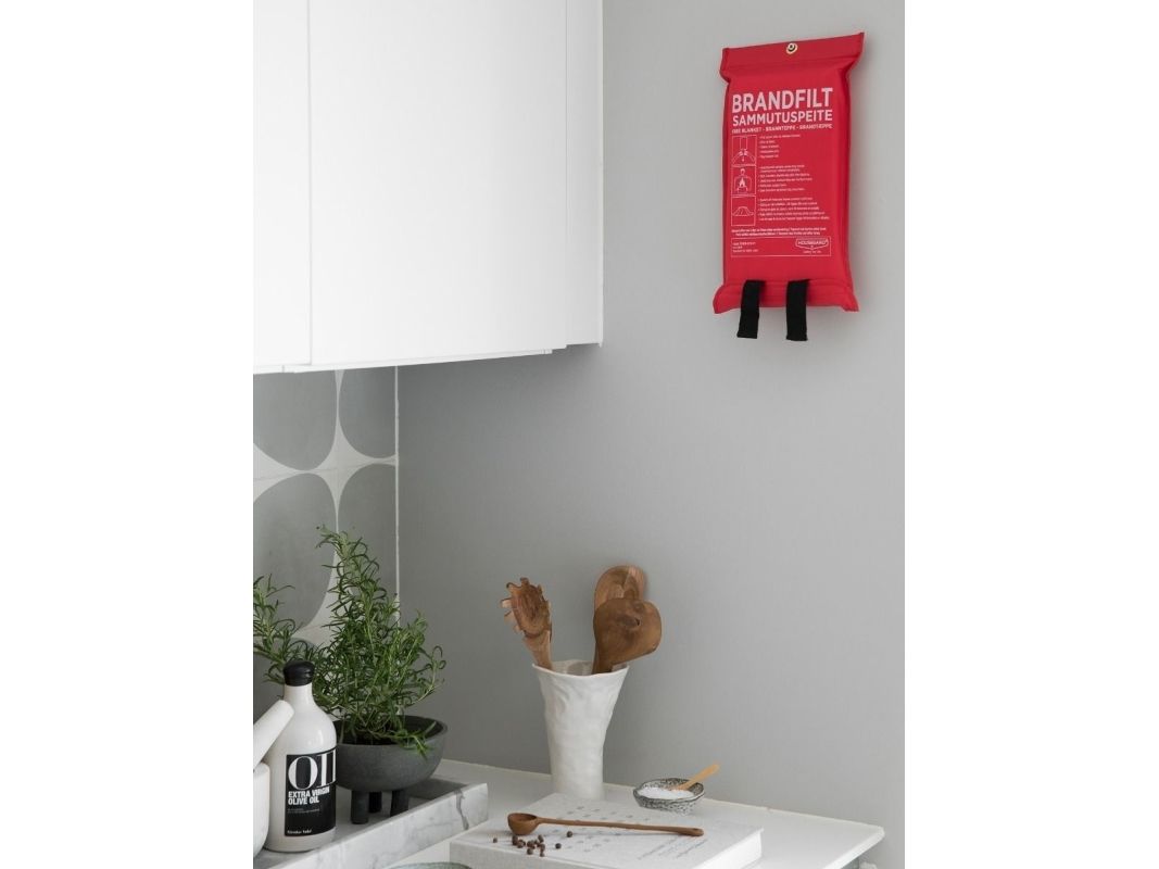 Housegard 602025, 120 X 180 Cm, Fiberglas, Rot, Auto, Haus, Büro, 1 Stück(E), En 1869:1997