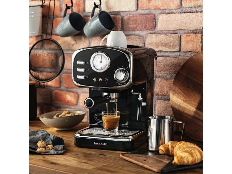Gastroback Design Espresso Basic - Kaffemaskine Med Mælkeskummer - 15 Bar - Sort