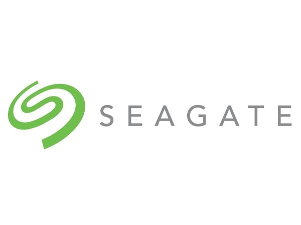 Seagate IronWolf ST10000VN000 hårddisk 10 TB 3,5 SATA 6Gb/s 7200 rpm