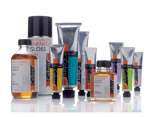 Cobra Cobra Varnish Matt 103 Spray Can | Skola & Hobby - Konstmaterial - Tillsatser | GameStuff