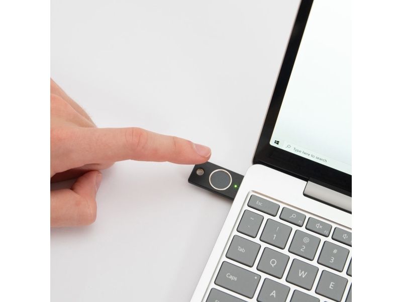 Yubico YubiKey C Bio FIDO Edition, Windows, macOS, Chrome OS, Linux, Musta, Google account, Microsoft account, Salesforce.com, FIDO HID device, ECC p256, USB