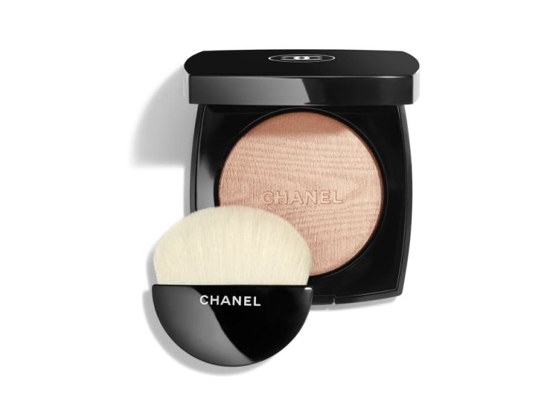 Chanel Poudre Lumiere Highlighting Powder - - 8 G