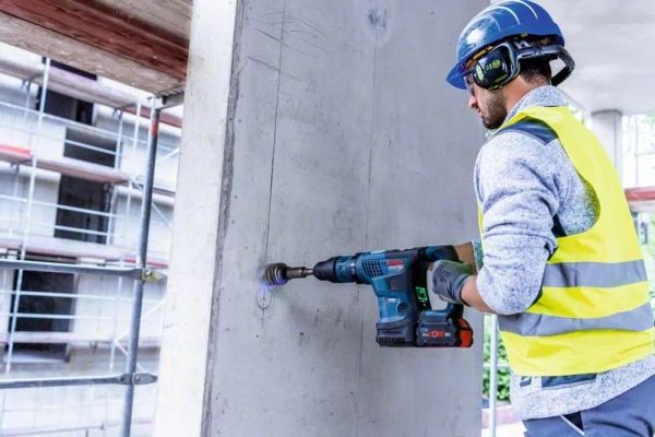 Bosch Borehammer Gbh 18V-36 C 2X5,5Ah Pc Case