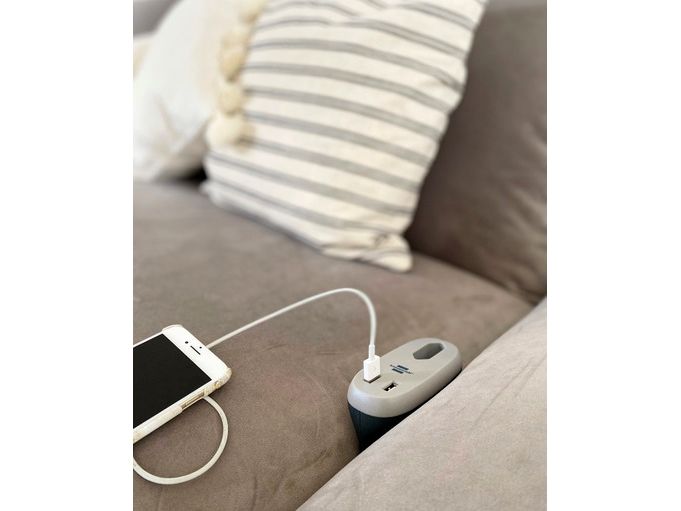 Brennenstuhl Estilo Sofa - Stikdåse - Ac 220-250 V - 575 Watt - Input: Europlug - Output-Stikforbindelser: 3 (Strøm, 2 X Usb) - 3 M Ledning - Sort, A