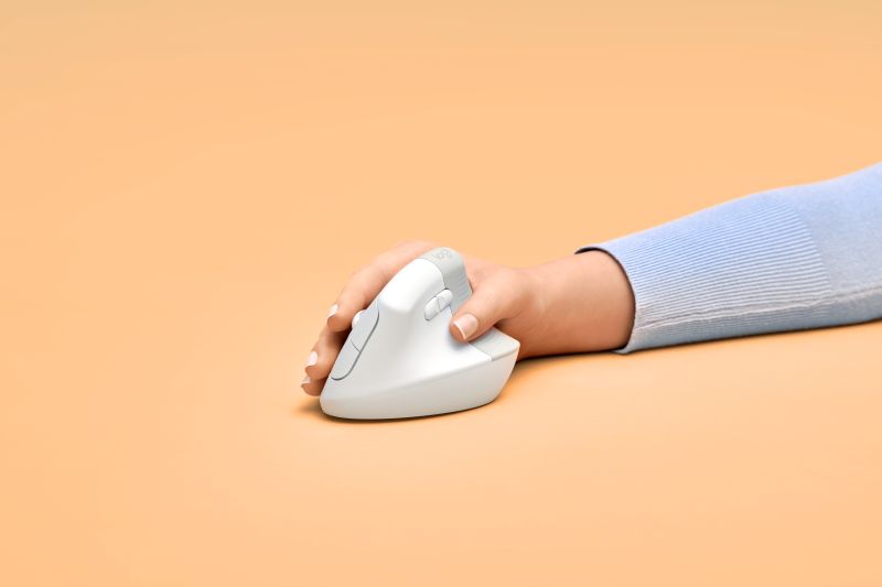 Logitech Lift, Rechts, Vertikale Ausführung, Optisch, Rf Wireless + Bluetooth, 4000 Dpi, Weiß