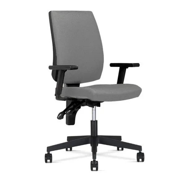 Kontorsstol Taktik, ljusgrå med armstöd | Möbler - Stolar & Stolmattor - Kontorsstolar | GameStuff