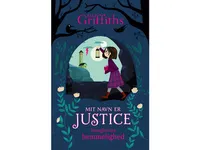 Mit navn er Justice 2: Smuglernes hemmelighed   Elly Griffiths   Språk: Dansk