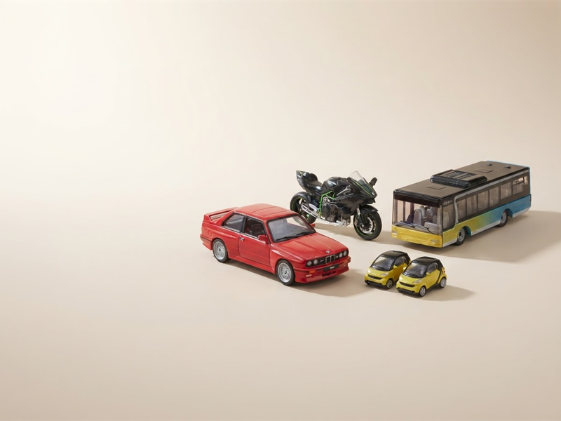 Collector and stand models