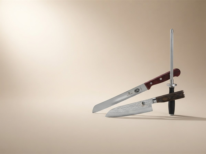 Knives & Knife Sharpeners