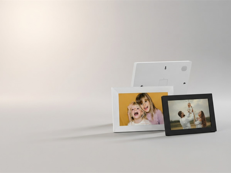 Digital Picture Frames