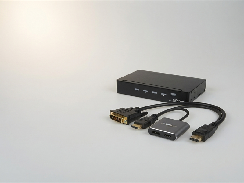 Videokaapelit & adapterit