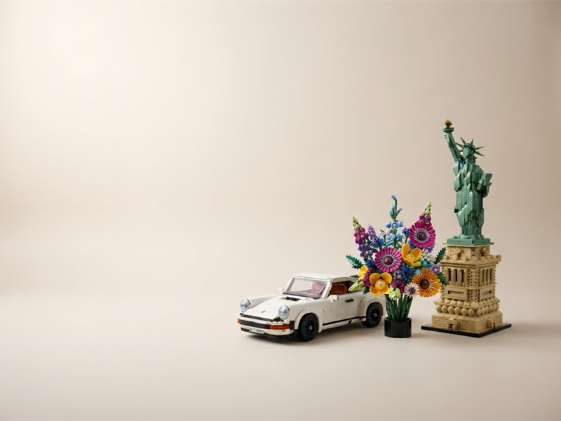 Collectibles & Display