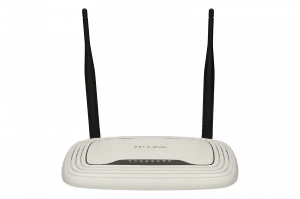 TP-Link TL-WR841N 300Mbps Wireless N Router - White